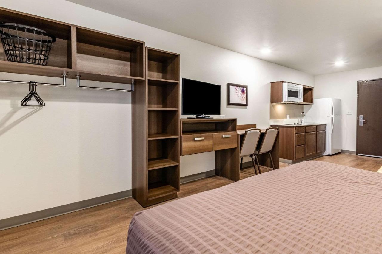 Woodspring Suites Indianapolis Airport South エクステリア 写真